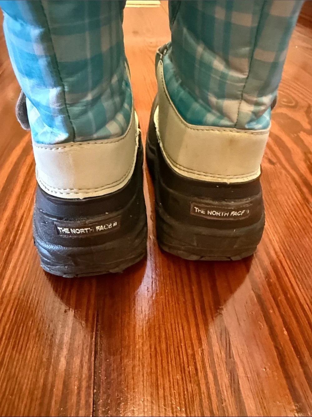 The North Face Kids Aqua Plaid Winter Snow Boots size 1